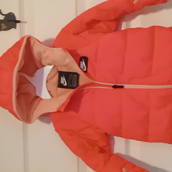 Nike Racer Pink Snowsuit to keep your little one stay warm NWT size 9 months - Picture 8 of 10